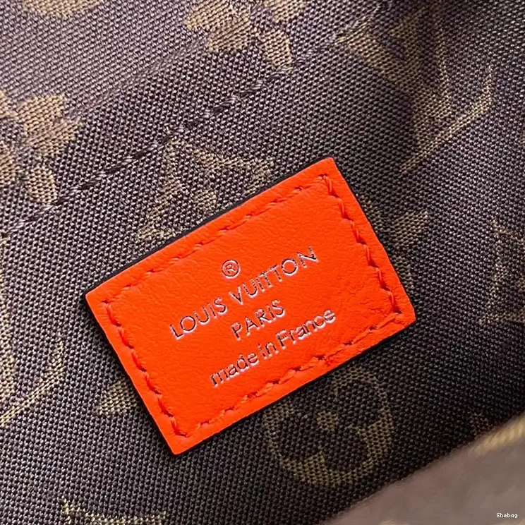Bags 2405YA0003 LV 0506
